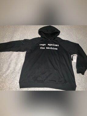 NWT Rage Against The Machine LOGO Cozy Fleece Black Graphic Hoodie Torrid 2